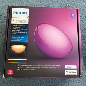 PHILIPS hue Go Portable Light